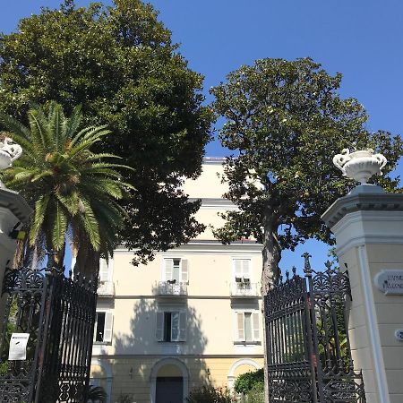 Villa Falconieri Sorrento Suite Sant'Agnello Exterior photo